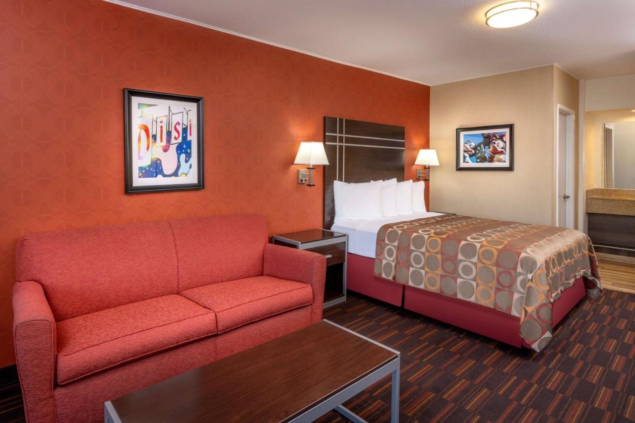 Best Western Plus Raffles Inn & Suites Άναχαϊμ Εξωτερικό φωτογραφία