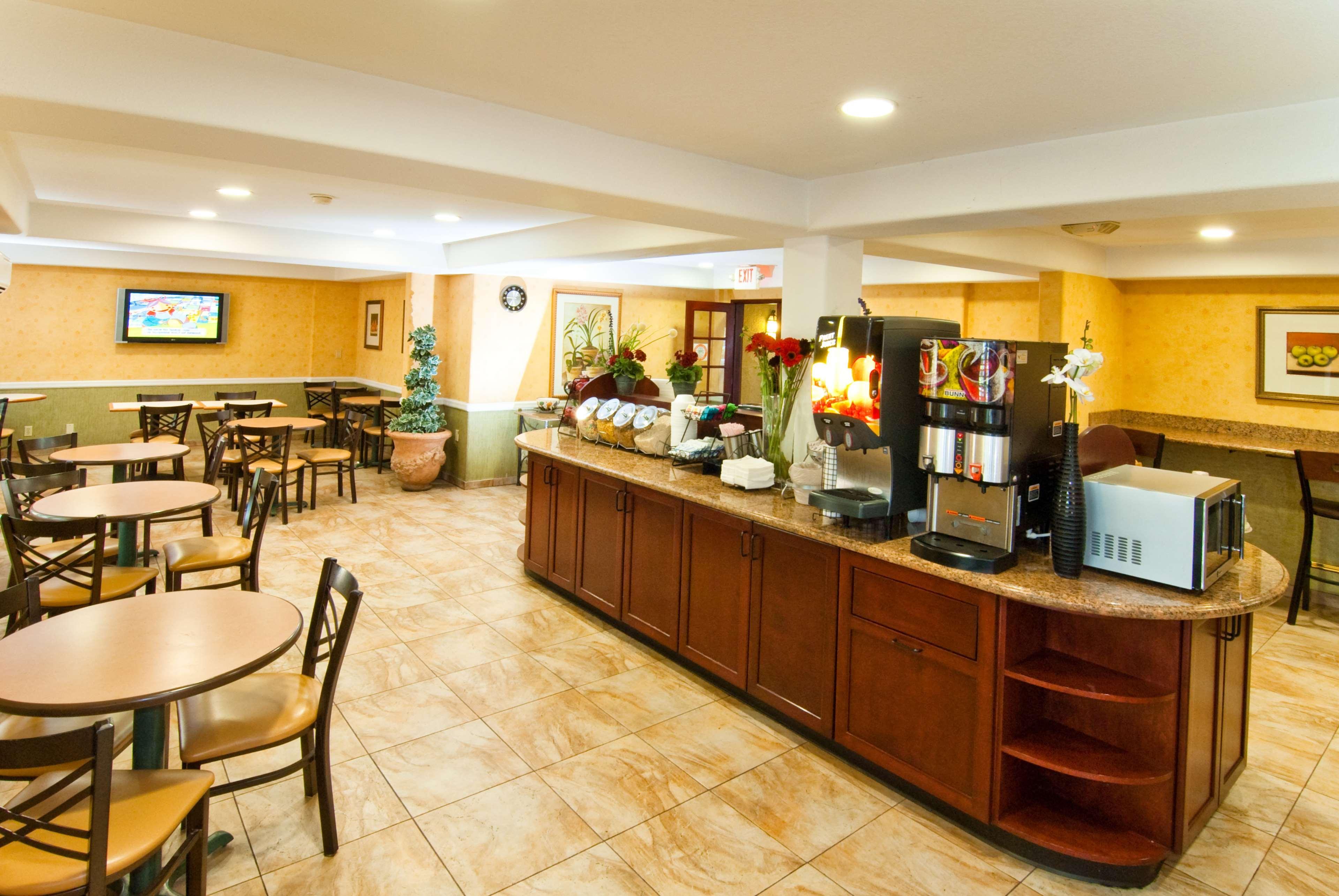 Best Western Plus Raffles Inn & Suites Άναχαϊμ Εξωτερικό φωτογραφία