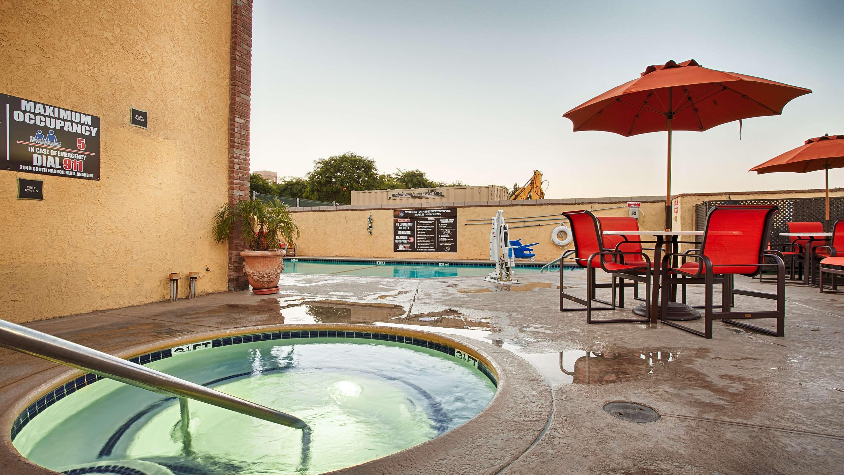 Best Western Plus Raffles Inn & Suites Άναχαϊμ Εξωτερικό φωτογραφία