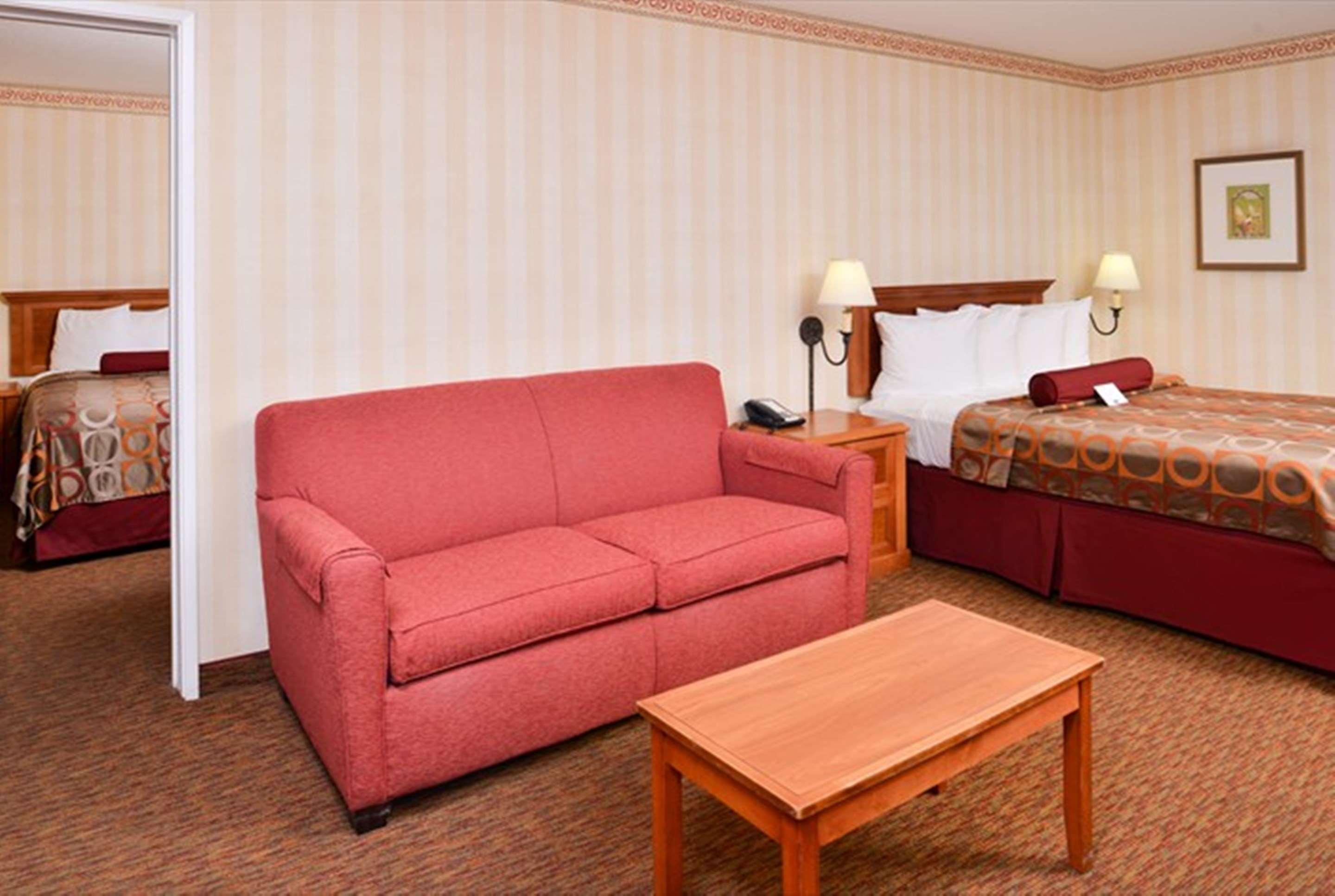 Best Western Plus Raffles Inn & Suites Άναχαϊμ Εξωτερικό φωτογραφία