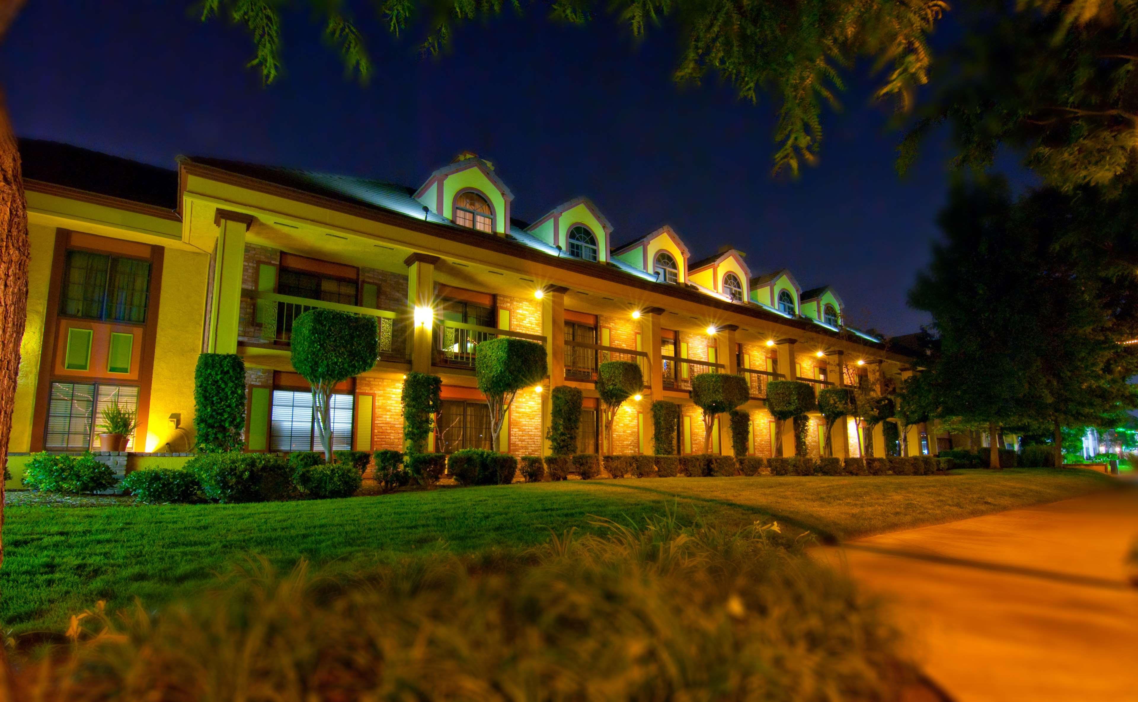 Best Western Plus Raffles Inn & Suites Άναχαϊμ Εξωτερικό φωτογραφία