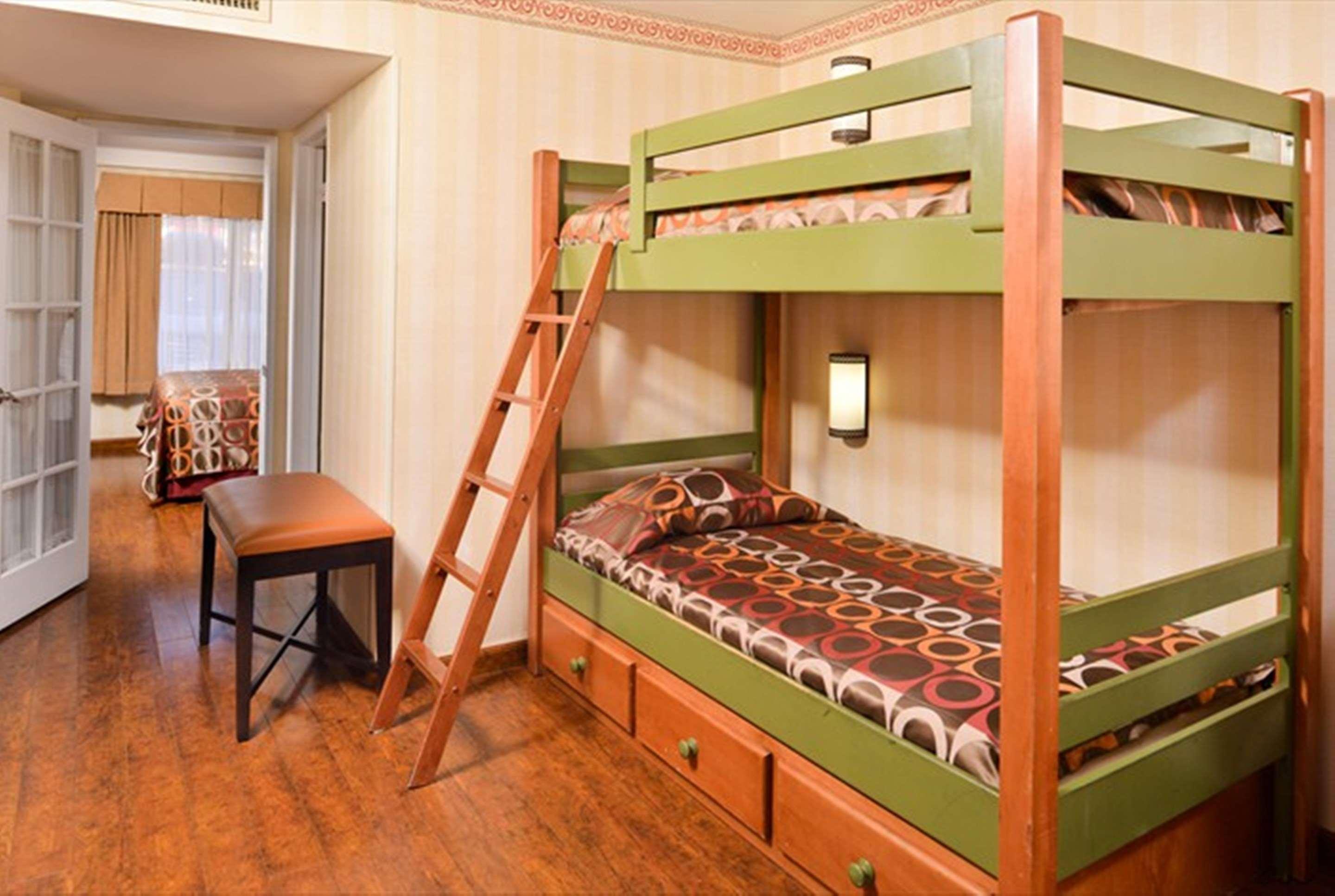 Best Western Plus Raffles Inn & Suites Άναχαϊμ Εξωτερικό φωτογραφία