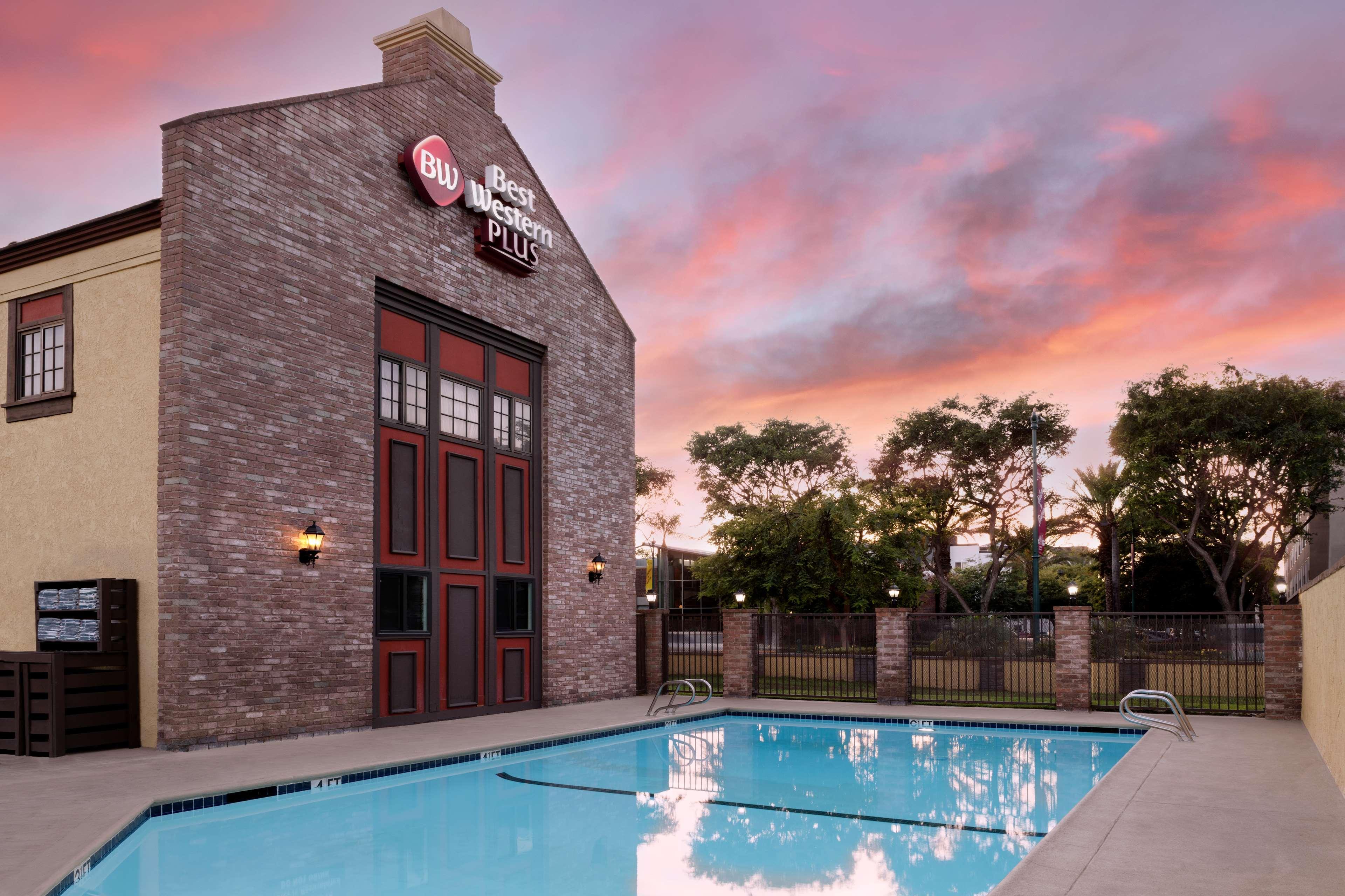 Best Western Plus Raffles Inn & Suites Άναχαϊμ Εξωτερικό φωτογραφία