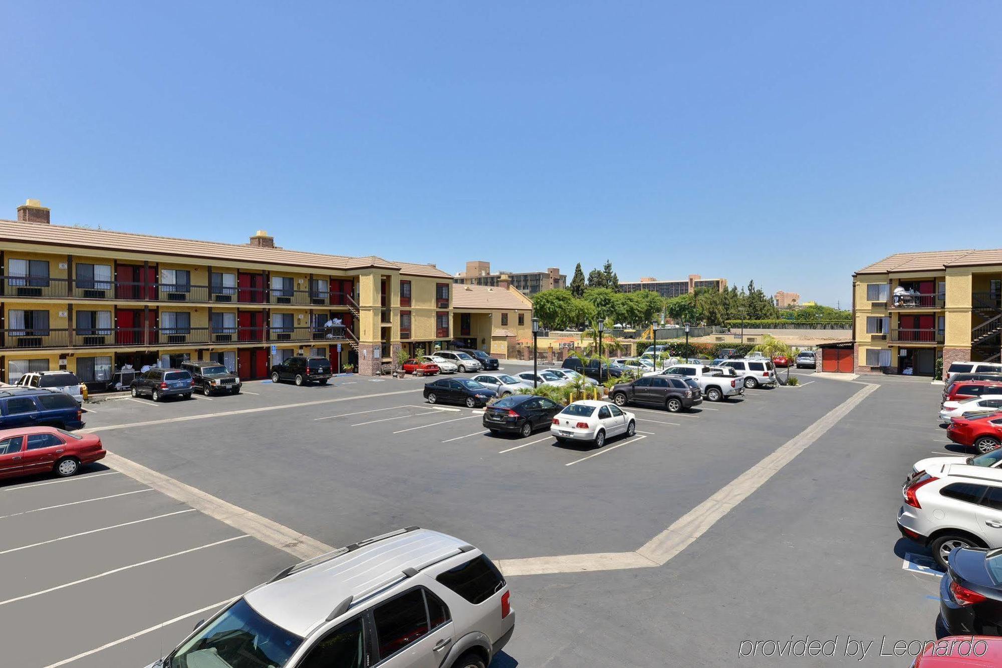 Best Western Plus Raffles Inn & Suites Άναχαϊμ Εξωτερικό φωτογραφία