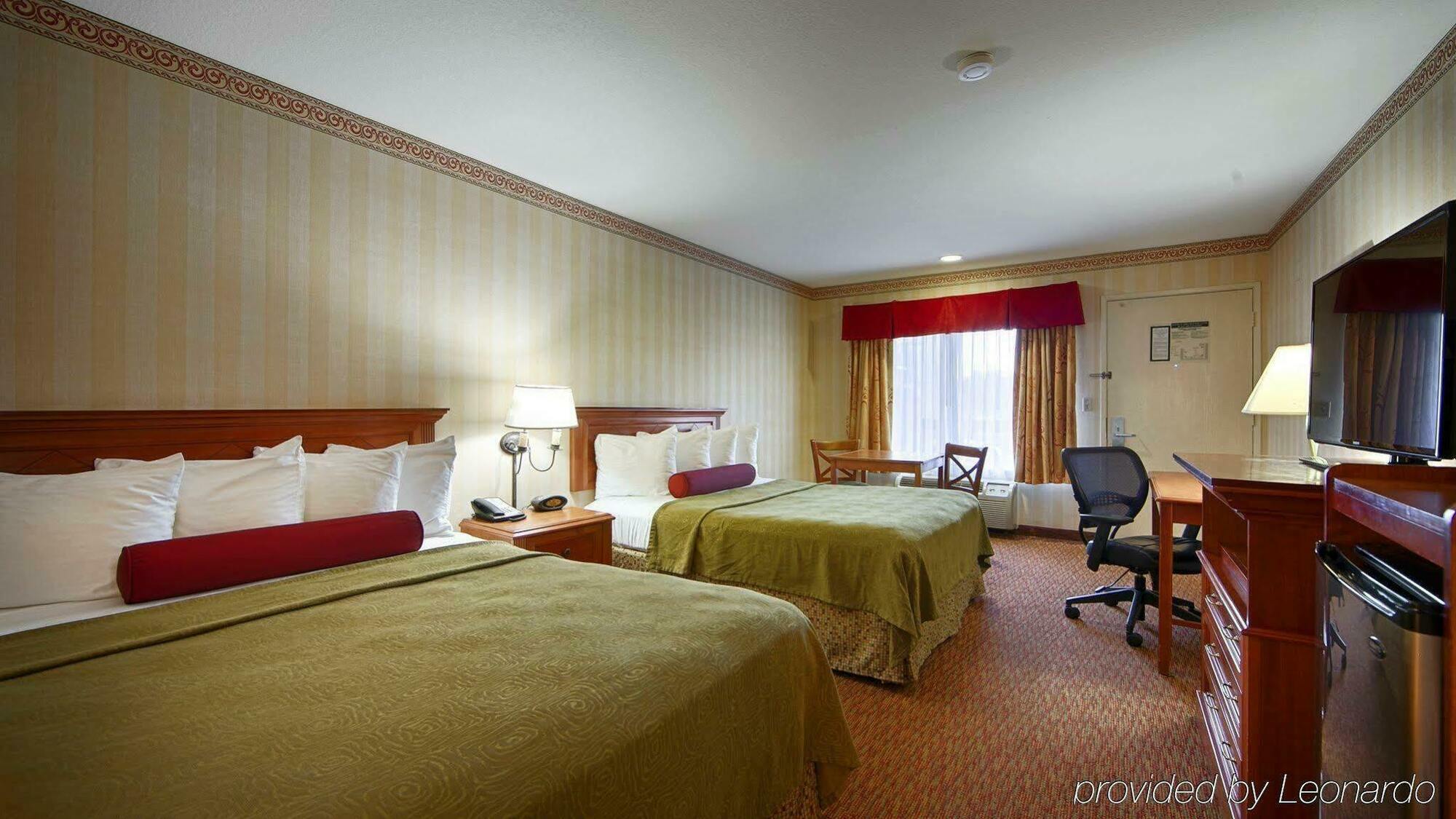 Best Western Plus Raffles Inn & Suites Άναχαϊμ Εξωτερικό φωτογραφία
